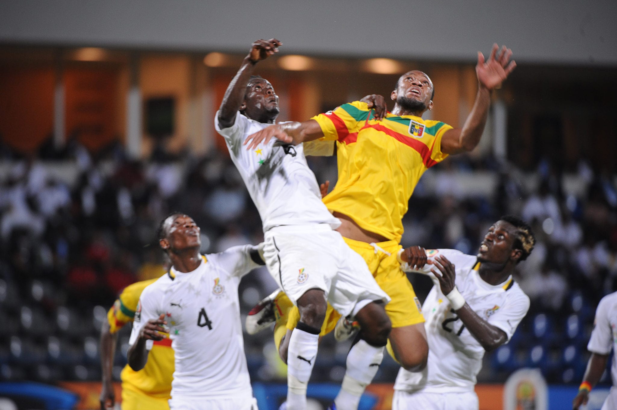 Annan vs Keita | ©PIUS UTOMI EKPEI/AFP/Getty Images