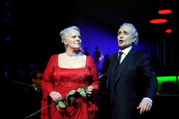 Katia Ricciarelli e José Carreras | © AFP / Getty Images