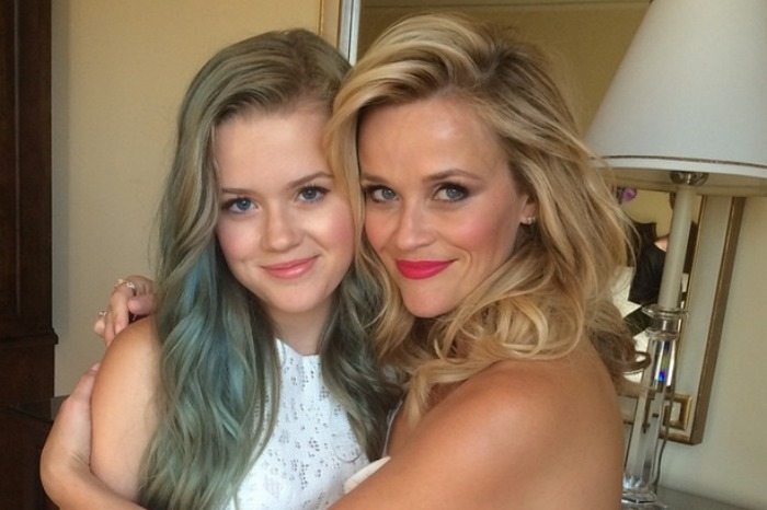 Reese Witherspoon e Ava Phillippe | © Instagram