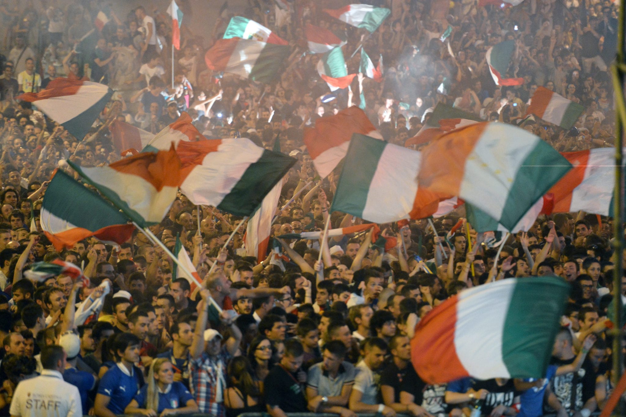 Tifosi in fermento per Italia-Spagna | © VINCENZO PINTO/AFP/GettyImages