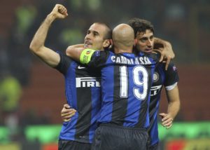 Palacio, Cambiasso e Milito