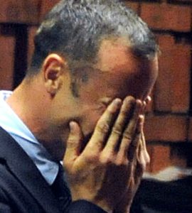 Pistorius, mazza insanguinata e steroidi | © AFP/Getty Images