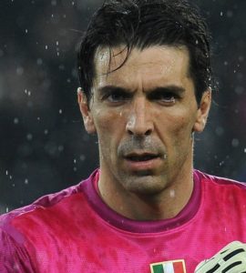 Buffon sogna la finale Champions | © Valerio Pennicino/ Getty Images Sport