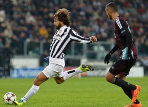 Andrea Pirlo in azione | © Gabriel Bouys / Getty Images