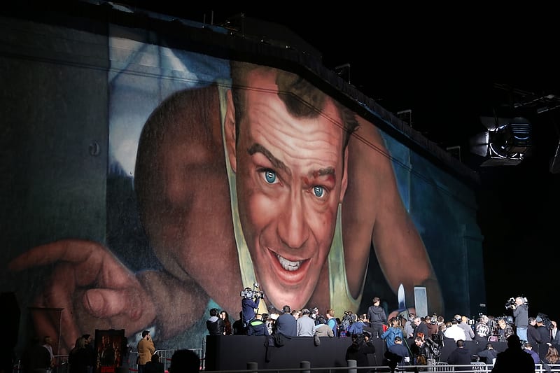 Il murale celebrativo della saga di Die Hard