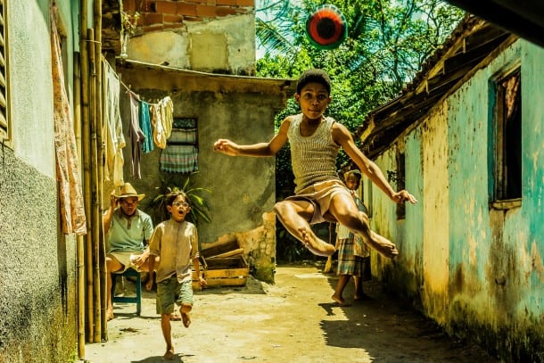 Una scena dal film su Pelè