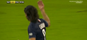 La reazione di Cavani ai fischi dei tifosi partenopei