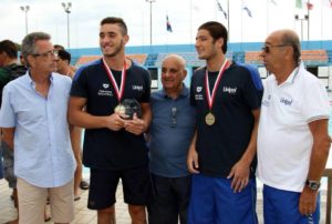 Edoardo Di Somma, secondo da sinistra, premiato miglior giocatore a Malta | Foto Facebook