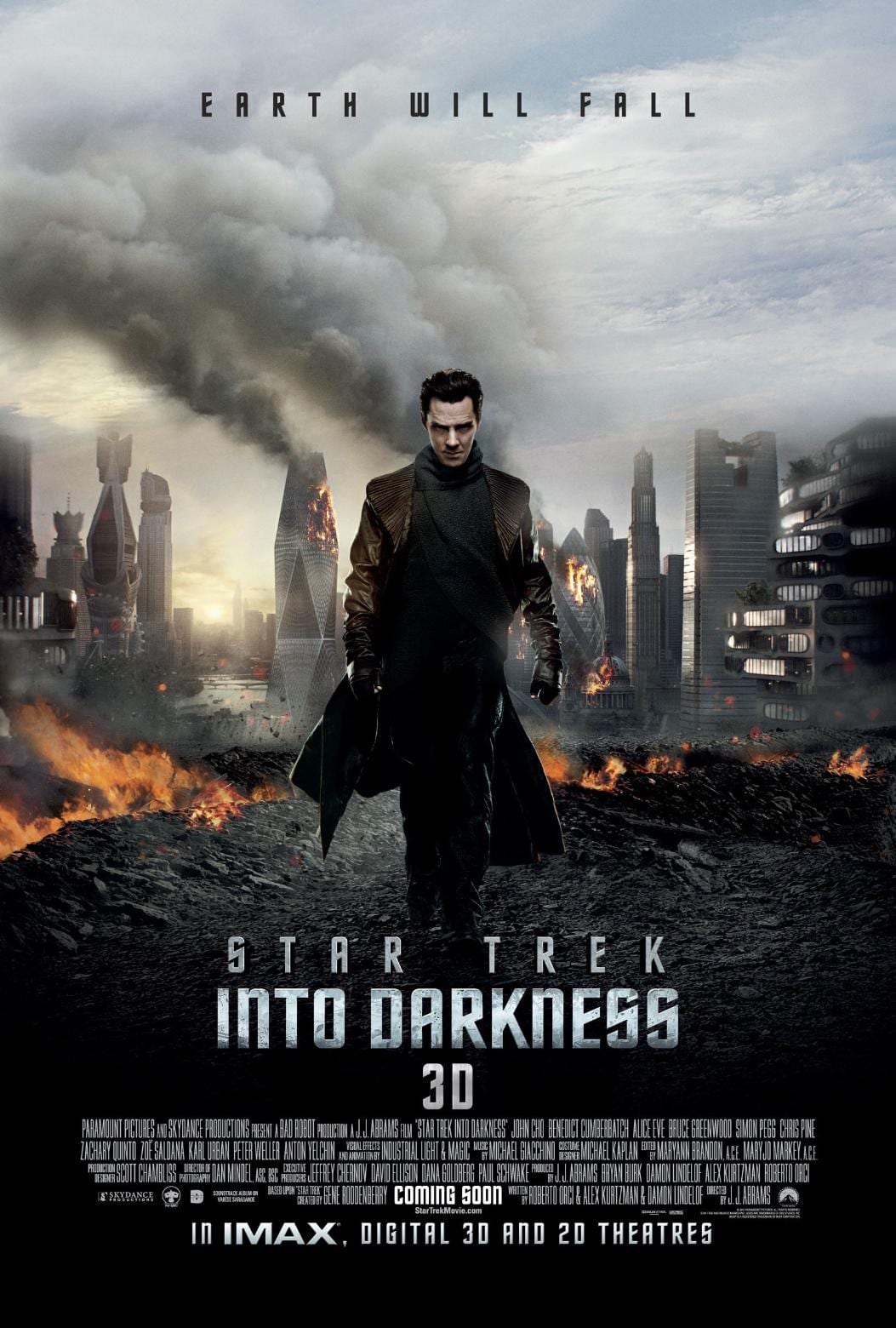 Benedict Cumberbatch nel nuovo poster di Into Darkness - Star Trek