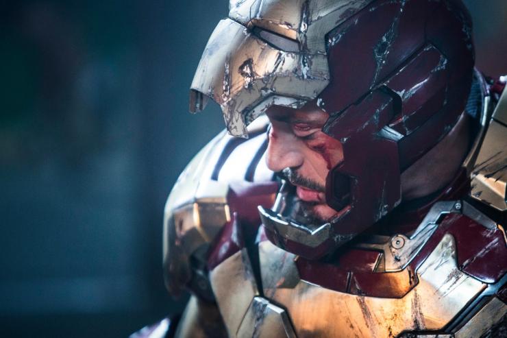 Robert Downey Jr., un ferito Tony Stark in Iron Man 3