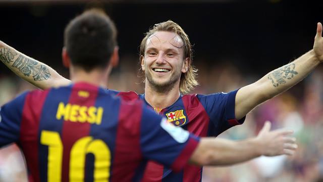 L'esultanza di Rakitic dopo il gol