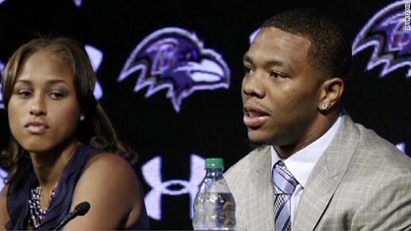 Ray Rice e la moglie | Foto Twitter